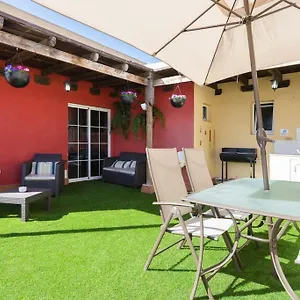  Séjour chez l'habitant Blanca Tenerife - Private - Terrace And Bbq, 5 Minutes From The Beach And Airport